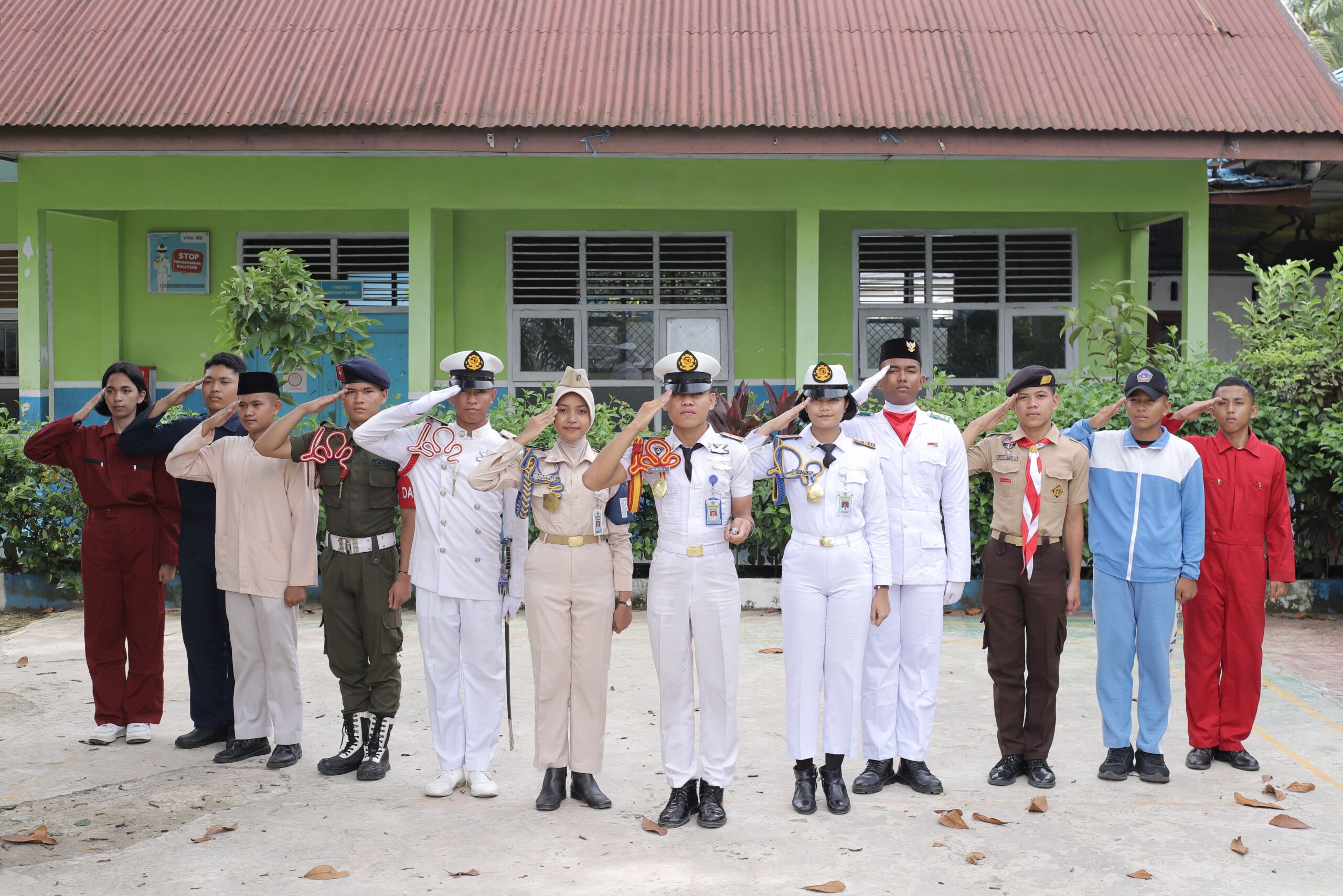 Membangun Generasi Emas